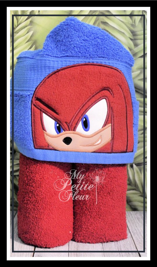Knuckles Sonic the Hedgehog Hooded Towel