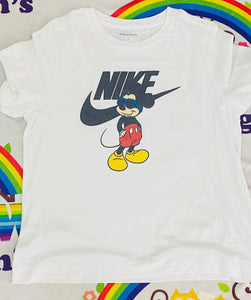 Sporty character t-shirts